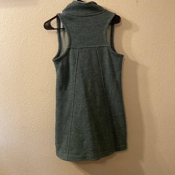 Toad & Co long line vest size XS - Picture 5 of 5
